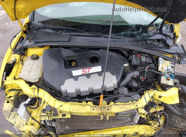1FADP3L98JL209114 2018 FORD FOCUS ST Желтый Вид сзади