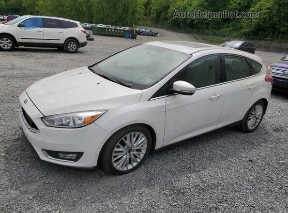 1FADP3N23JL288255 2018 FORD FOCUS White Przód lewy