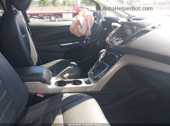 1FADP5CUXGL101893 2016 FORD C-MAX White Вид салону спереду