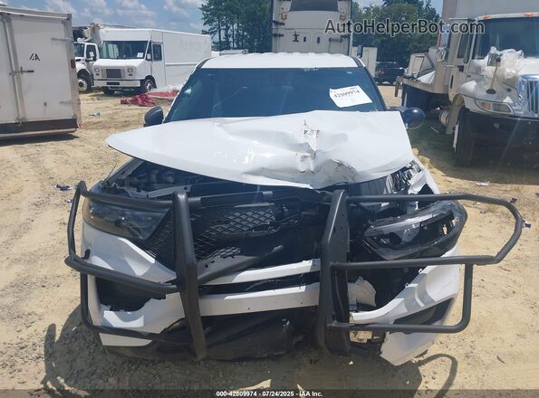 1FM5K8AB8RGA85670 2024 FORD POLICE INTERCEPTOR White Вид задньої частини салону