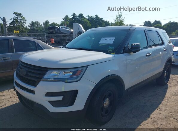 1FM5K8AR0HGD07517 2017 FORD POLICE INTERCEPTOR White Front left