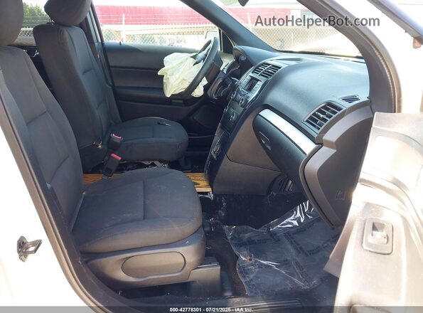 1FM5K8AR1KGA32067 2019 FORD EXPLORER White Vista interior delantera