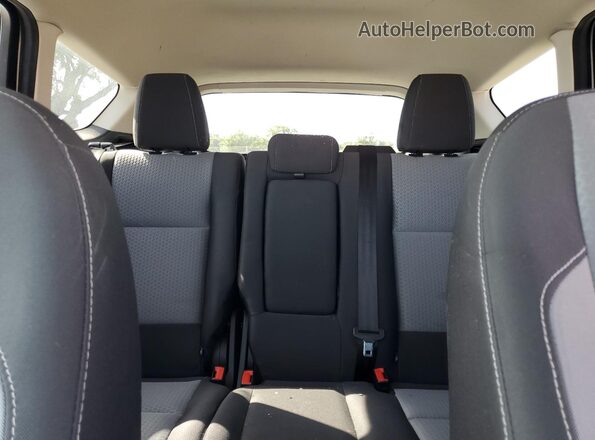 1FMCU0GD5JUB46183 2018 FORD ESCAPE Серебряный Вид задних сидений