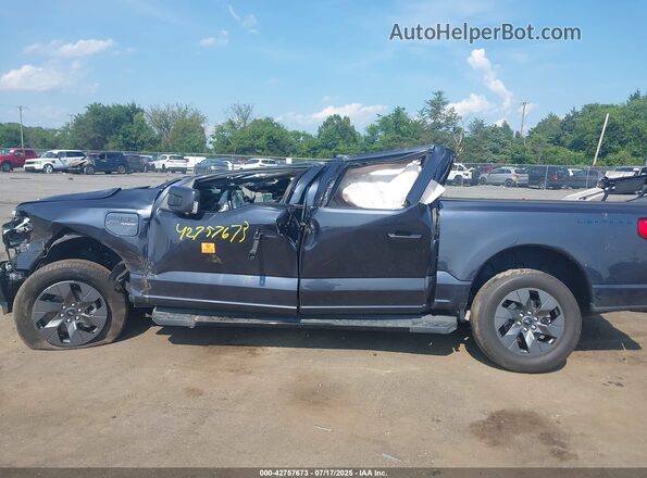 1FT6W1EVXNWG00600 2022 FORD F-150 LIGHTNING Blue Rear interior view