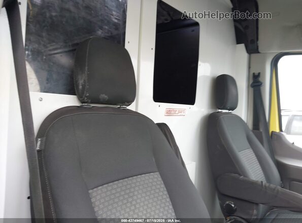 1FTBR1C82LKA34018 2020 FORD TRANSIT-250 Yellow Widok naklejki z numerem VIN