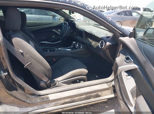 1G1FB1RX7M0127112 2021 CHEVROLET CAMARO Черный Вид салона спереди