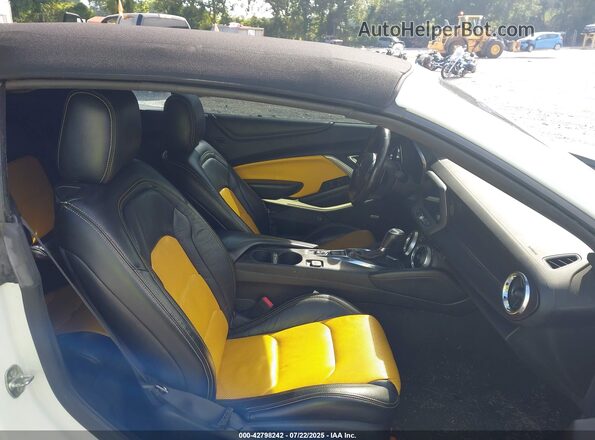 1G1FH3D71L0114839 2020 CHEVROLET CAMARO White წინა სალონის ხედი