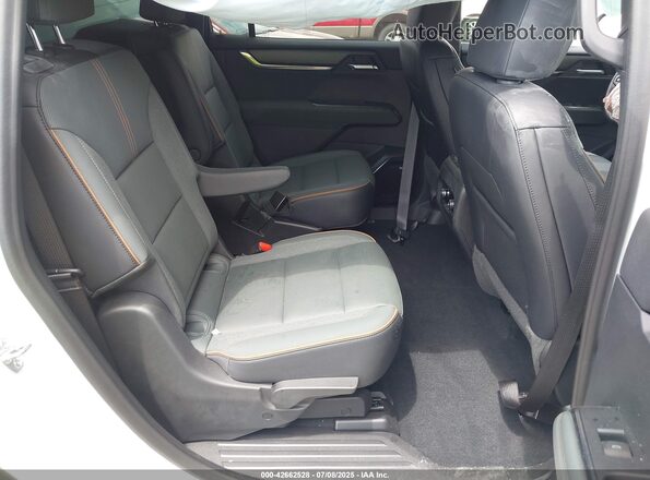 1GKENPKS2RJ181855 2024 GMC ACADIA Белый Вид наклейки с VIN-кодом