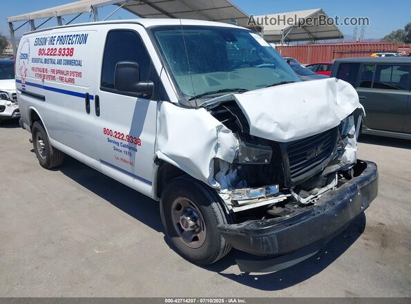 1GTW7AF73P1249137 2023 GMC SAVANA CARGO White Przód prawy