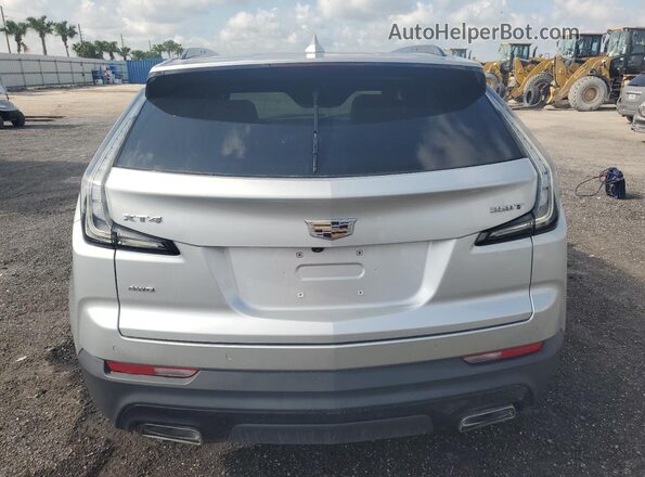 1GYFZFR41LF137789 2020 CADILLAC XT4 Silver Widok z tyłu
