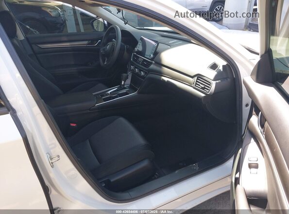 1HGCV1F13MA008955 2021 HONDA ACCORD White Вид салону спереду