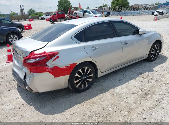 1N4AL3AP3JC198071 2018 NISSAN ALTIMA Silver Trasero derecho