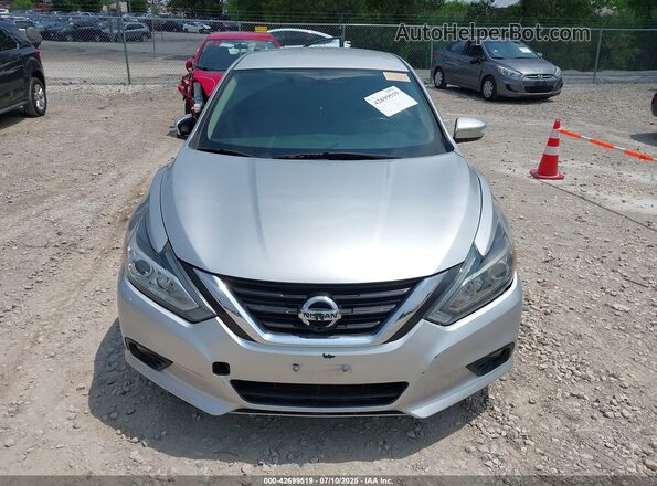 1N4AL3AP3JC198071 2018 NISSAN ALTIMA Silver Vista del cuadro de instrumentos