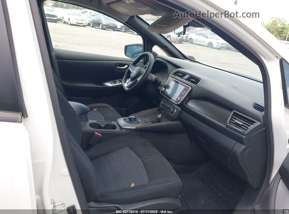 1N4AZ1BVXPC553701 2023 NISSAN LEAF White Widok wnętrza z przodu