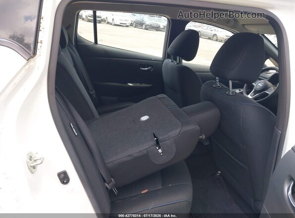 1N4AZ1BVXPC553701 2023 NISSAN LEAF White Widok naklejki z numerem VIN