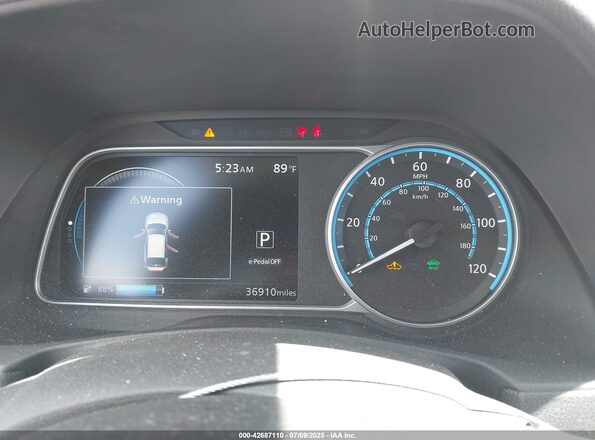1N4AZ1CP4KC315125 2019 NISSAN LEAF White 