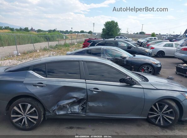 1N4BL4CV1MN337595 2021 NISSAN ALTIMA Gray Widok wnętrza z tyłu