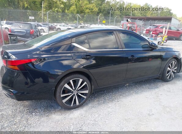 1N4BL4CV9LC229879 2020 NISSAN ALTIMA Черный Вид задней части салона