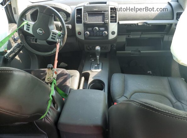 1N6ED0EB0MN705391 2021 NISSAN FRONTIER Серебряный Вид панели приборов