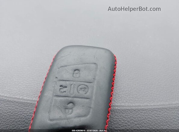 1V2YR2CA4KC590678 2019 VOLKSWAGEN ATLAS Белый Вид панели приборов