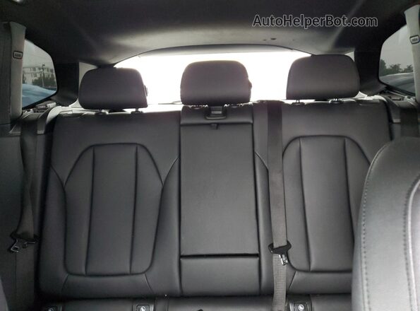 5UXTY3C05M9F61235 2021 BMW X3 Black Սալոնի հետևի տեսք