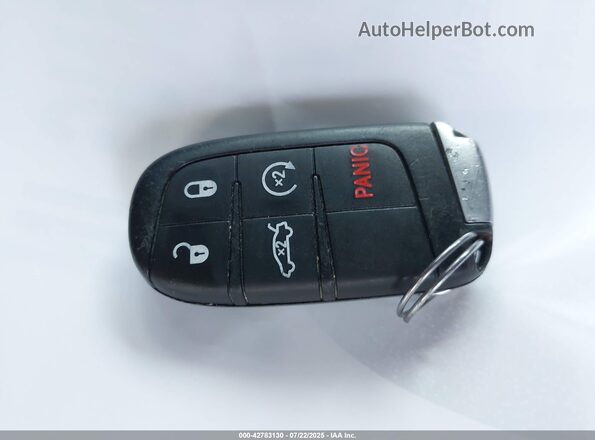 2C3CCABG6MH529205 2021 CHRYSLER 300 Silver Vista del salpicadero