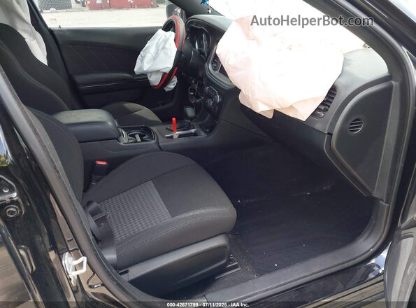 2C3CDXHG8PH656498 2023 DODGE CHARGER Черный Вид салона спереди