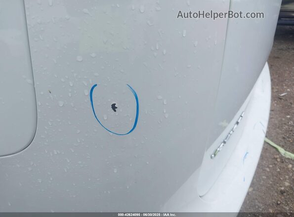 2C4RC1CG3PR525941 2023 CHRYSLER VOYAGER White Vista frontal