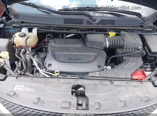2C4RC1DG1LR157610 2020 CHRYSLER VOYAGER Синий Вид сзади