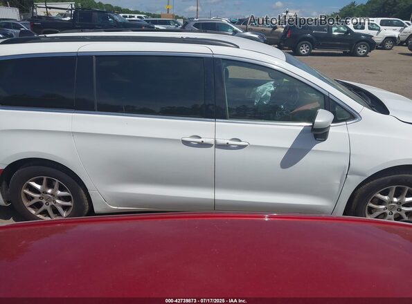 2C4RC1DG4MR504641 2021 CHRYSLER VOYAGER White Widok wnętrza z tyłu
