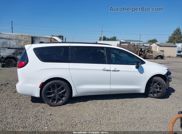2C4RC1GG8SR513030 2025 CHRYSLER PACIFICA Белый Панорамный вид салона 360°