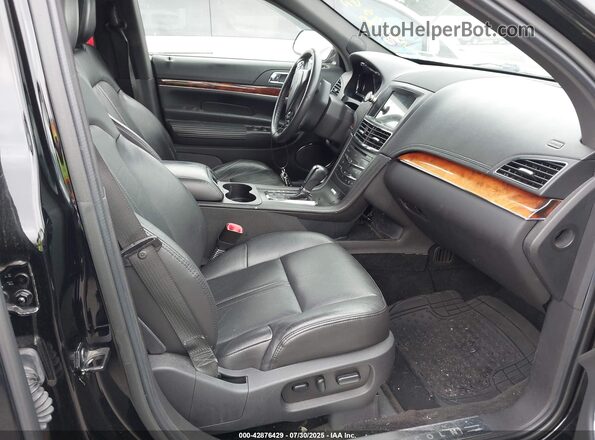 2LMHJ5NK1JBL01805 2018 LINCOLN MKT Black Widok wnętrza z przodu