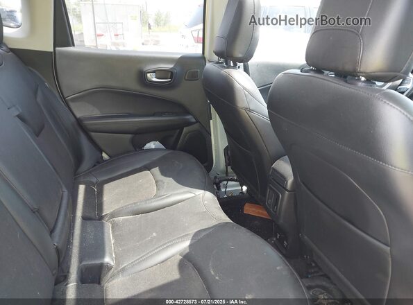 3C4NJDBB7MT593308 2021 JEEP COMPASS White VIN կոդի պիտակի տեսք