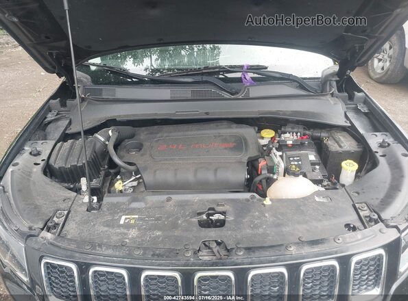 3C4NJDCB5MT503099 2021 JEEP COMPASS Черный Вид сзади