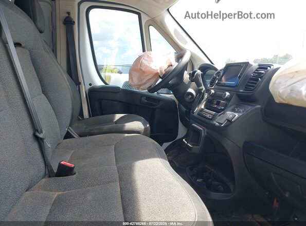 3C6LRVDG7NE103543 2022 RAM PROMASTER 2500 Белый Вид салона спереди