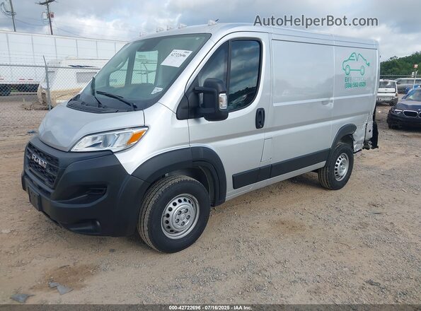 3C6LRVNG3RE128332 2024 RAM PROMASTER 1500 Silver Przód lewy