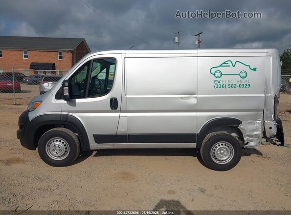 3C6LRVNG3RE128332 2024 RAM PROMASTER 1500 Silver Widok wnętrza 360 stopni