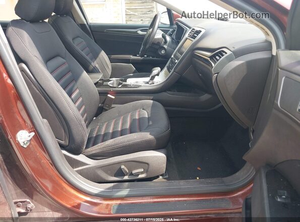3FA6P0LUXGR277890 2016 FORD FUSION HYBRID Темно-бордовый Вид салона спереди