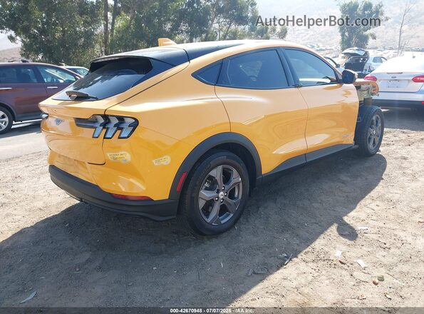3FMTK1RM2NMA18986 2022 FORD MUSTANG MACH-E Yellow Tył prawy