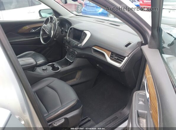 3GKALMEV6JL164482 2018 GMC TERRAIN Серебряный Вид салона спереди
