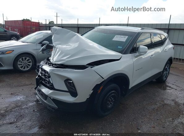 3GNKBDR40RS199077 2024 CHEVROLET BLAZER White Przód lewy