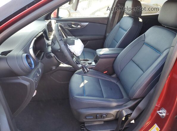 3GNKBERS1SS104598 2025 CHEVROLET BLAZER Red Widok wnętrza z przodu