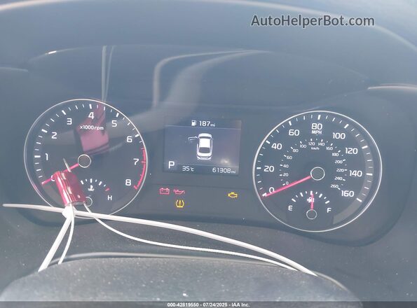 3KPF24AD6ME277214 2021 KIA FORTE White Widok tylnych siedzeń