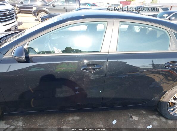 3KPF24AD9RE818280 2024 KIA FORTE Черный Вид задней части салона