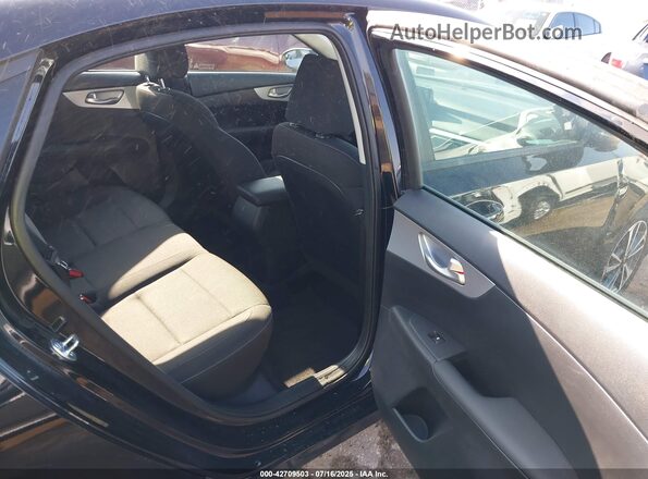 3KPF24AD9RE818280 2024 KIA FORTE Черный Вид наклейки с VIN-кодом