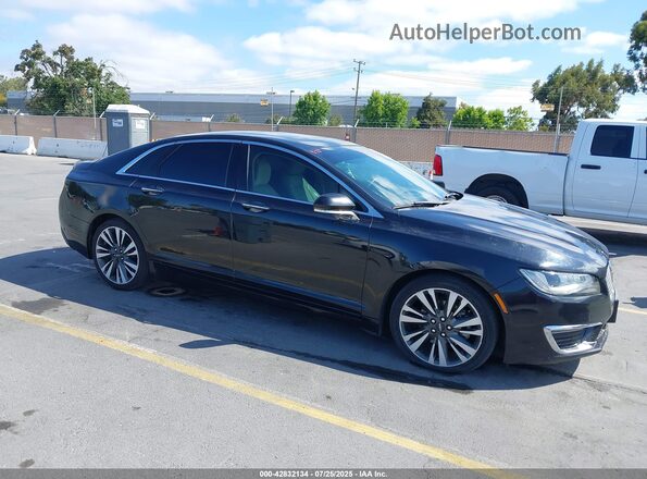 3LN6L5LU0LR611224 2020 LINCOLN MKZ Black Przód prawy