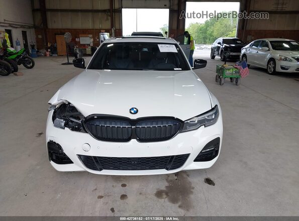 3MW5R7J04M8C18454 2021 BMW OTHER White Instrument cluster view
