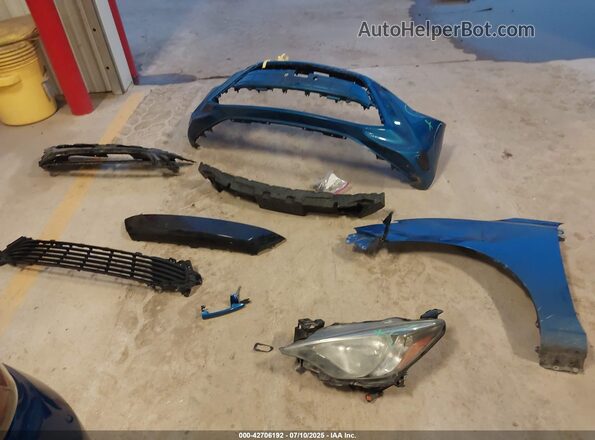 3MYDLBYV9HY193501 2017 TOYOTA YARIS IA Синий Вид щитка приборов