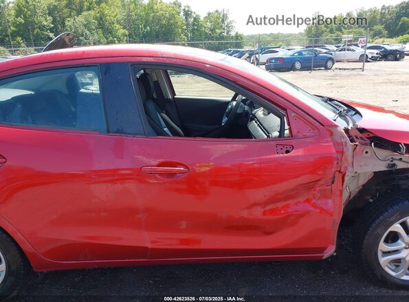 3MYDLBYV9JY319927 2018 TOYOTA YARIS IA Red 