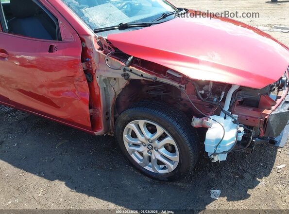 3MYDLBYV9JY319927 2018 TOYOTA YARIS IA Red 